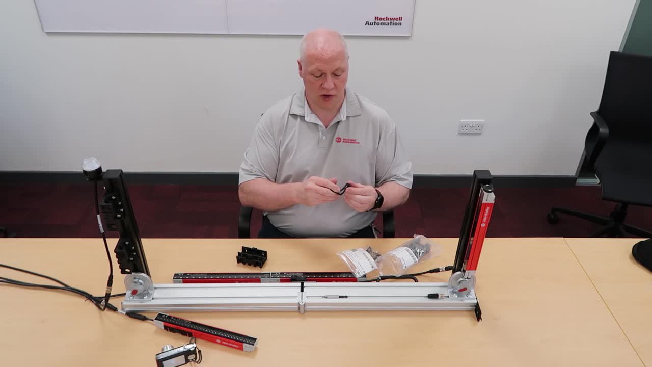 How to use the Brackets - 450L GuardShield Safety Light Curtains